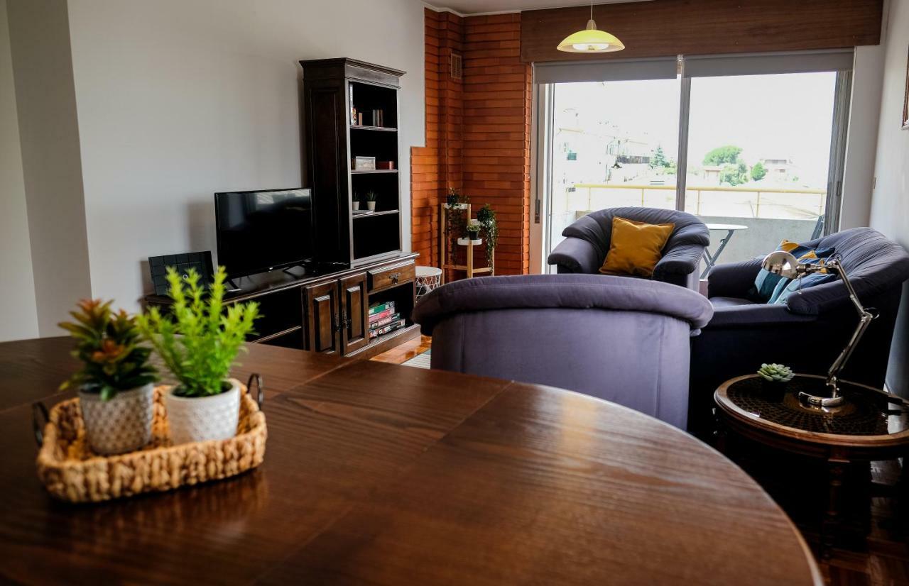 Cozy 3 Room Apartment In Penafiel Centre ภายนอก รูปภาพ
