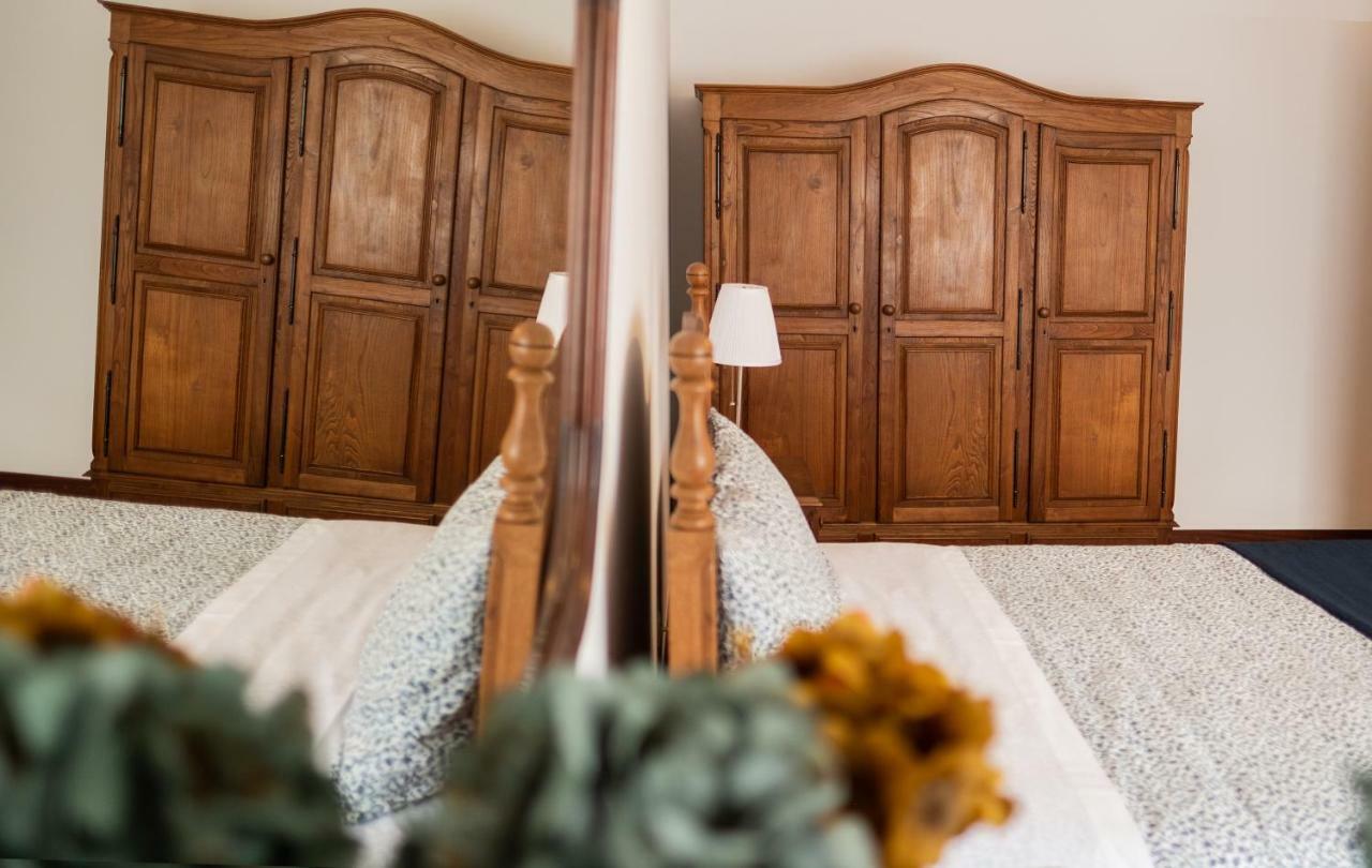 Cozy 3 Room Apartment In Penafiel Centre ภายนอก รูปภาพ